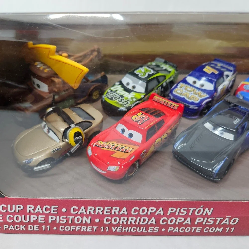 Disney Pixar Cars Piston Cup Race 11-Pack Die-Cast Vehicle Set Mattel GDD12 2018